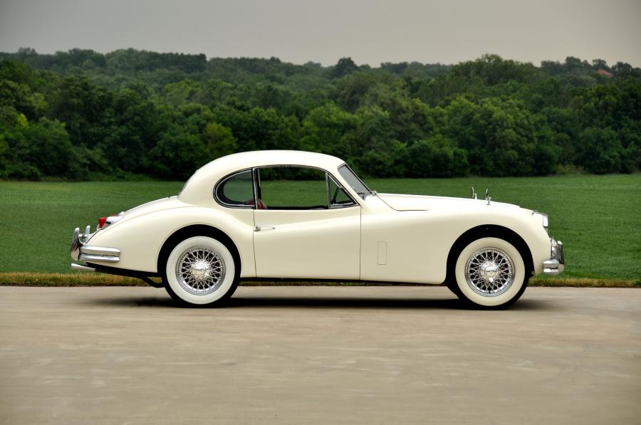  Jaguar XK140 MC Fixed Head Coupe 1955 года  (фото 15 из 20)